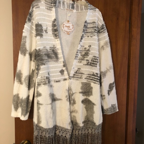 Simply Couture NWT Ladies Cardigan Sweater/Duster in Size Medium. Gray/White - Picture 12 of 15